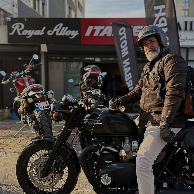 İyi Günlerde Kullanmanız Dileği ile @yosimiz @triumph_turkiye @korlas_official